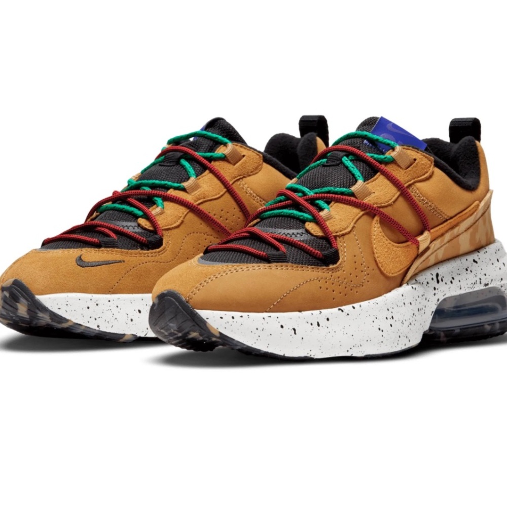 Women’s Nike Air Max Viva Wheat Size 7.5